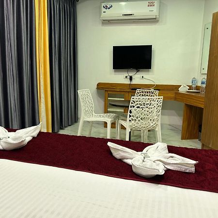 פונדיצ'רי The Elite Beachview מראה חיצוני תמונה