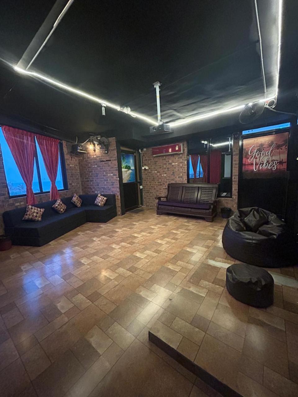 פונדיצ'רי The Elite Beachview מראה חיצוני תמונה
